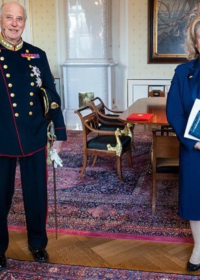 الملك هارالد أجرى عملية في القلب