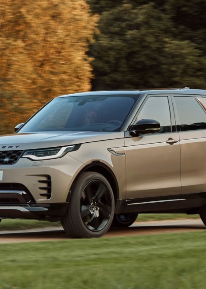 لاند روفر تعرض Discovery الجديدة