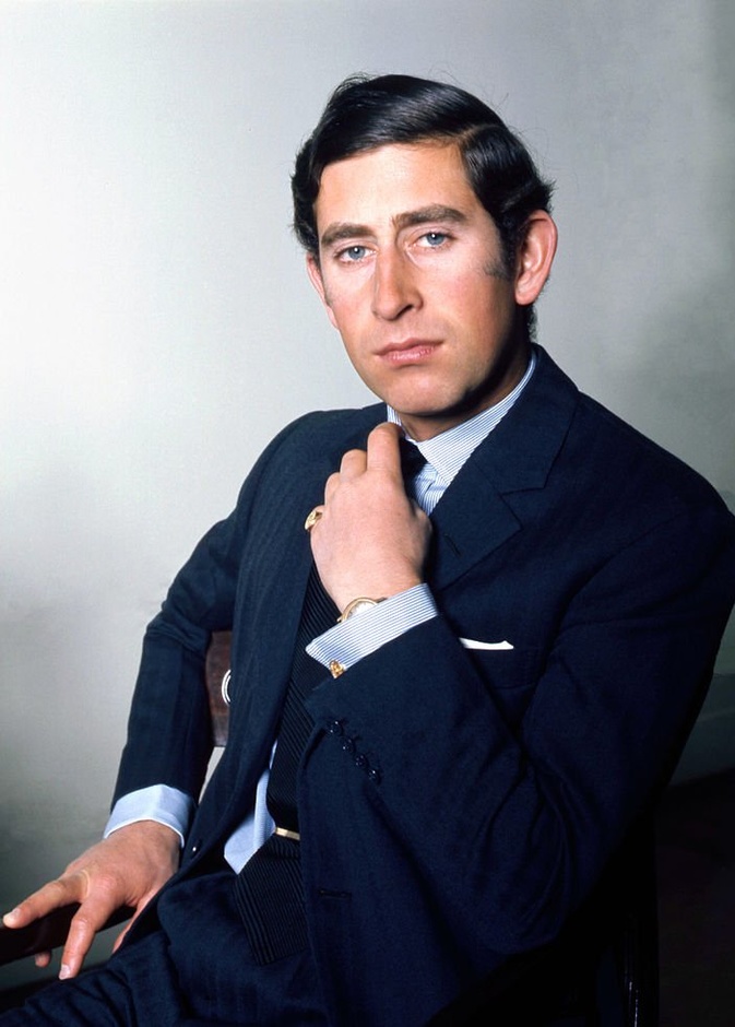 سيدات في حياة الأمير تشارلز قبل زواجه من الأميرة ديانا