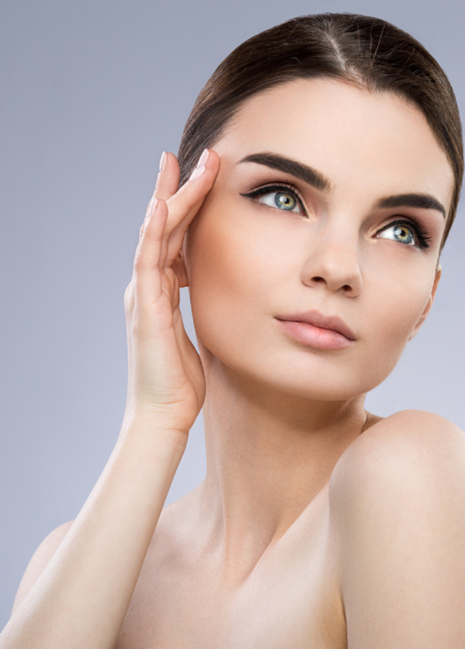 البصل مع الألوة فيرا لتكثيف الحواجب