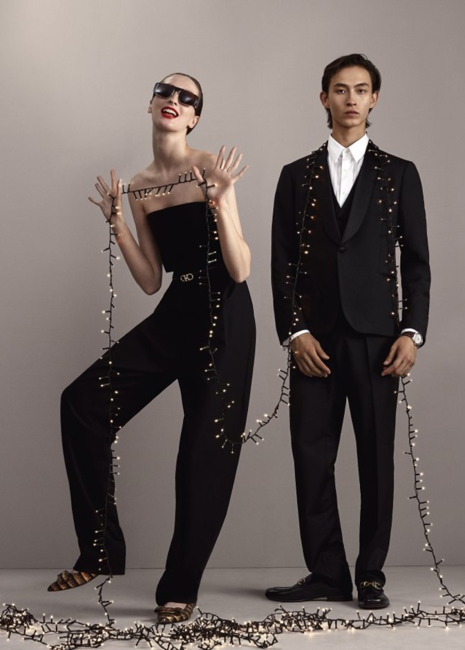 Salvatore Ferragamo  سعادة ملفوفة على شكل هدية