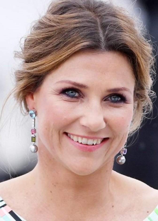 من هي الأميرة مارثا لويز المتوقع زواجها قريبا؟