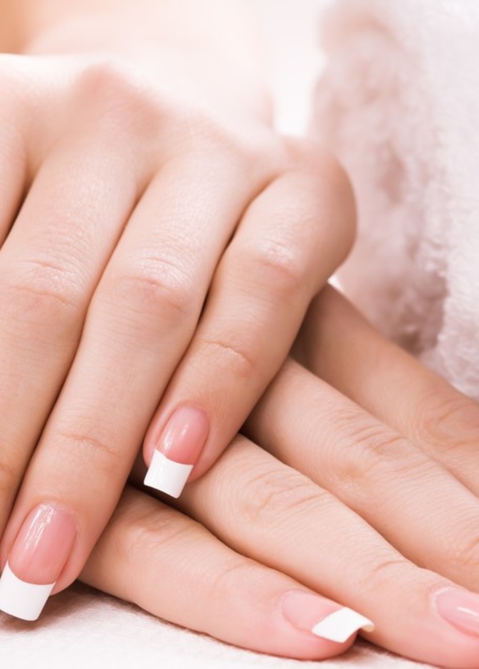  طريقة تقوية الاظافر وتطويلها باستخدام الثوم وزيت الخروع