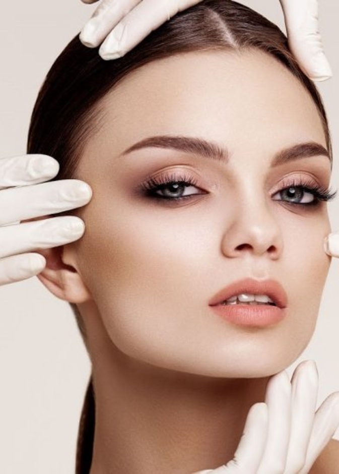  أفضل العمليات التجميلية المناسبة للمراهقات وأهم أضرارها