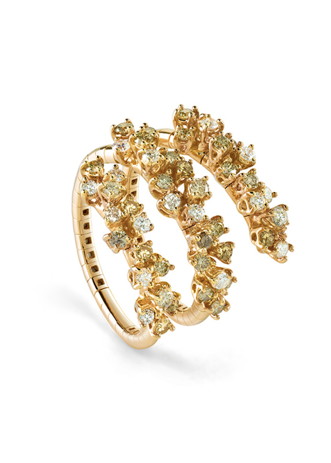 زوج من الأقراط من الذهب الأصفر والألماس الأبيض والبني من damiani