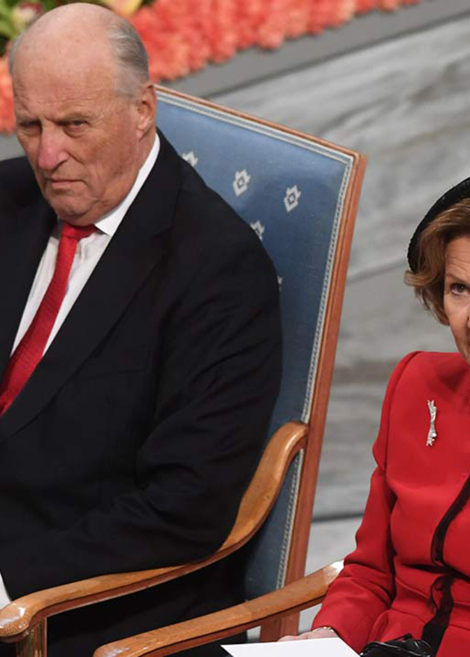 ملك وملكة النرويج يدخلان في حجر صحي بعد إصابة أحد العاملين لديهما بعدوى كورونا