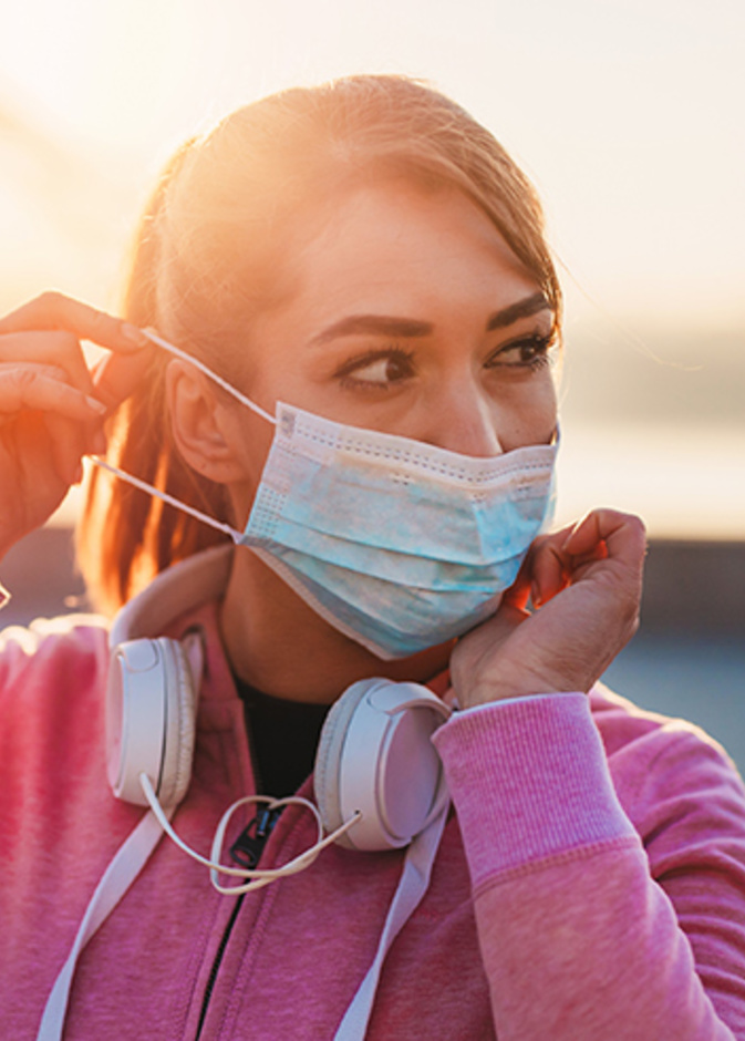  هل ارتداء الكمامة أثناء ممارسة الرياضة مضر