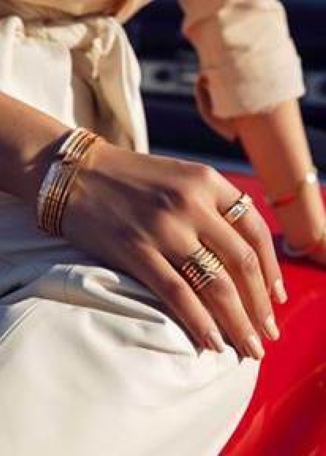 داماس تقدّم مجموعة ألِف.. احتفالًا بالمرأة وتكريمًا لها