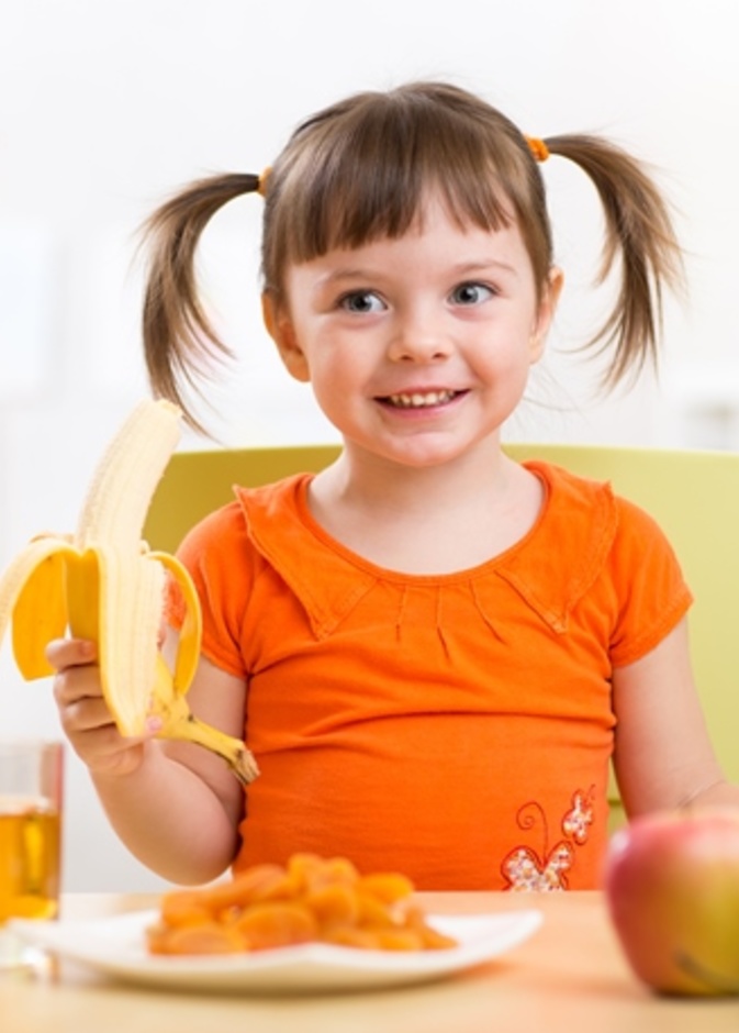 فوائد الموز للاطفال قبل النوم