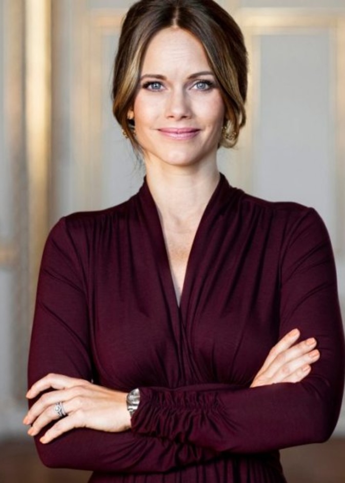 أجمل أزياء الأميرة صوفيا.. جميلة السويد