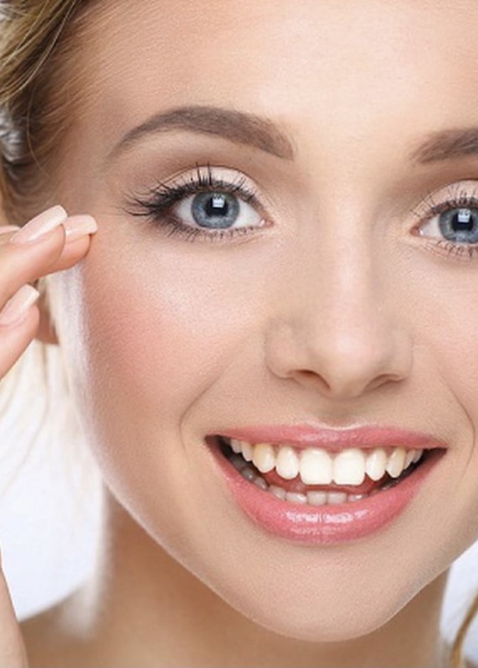 فوائد زيت الورد للوجه والشعر وكيفية استخدامه