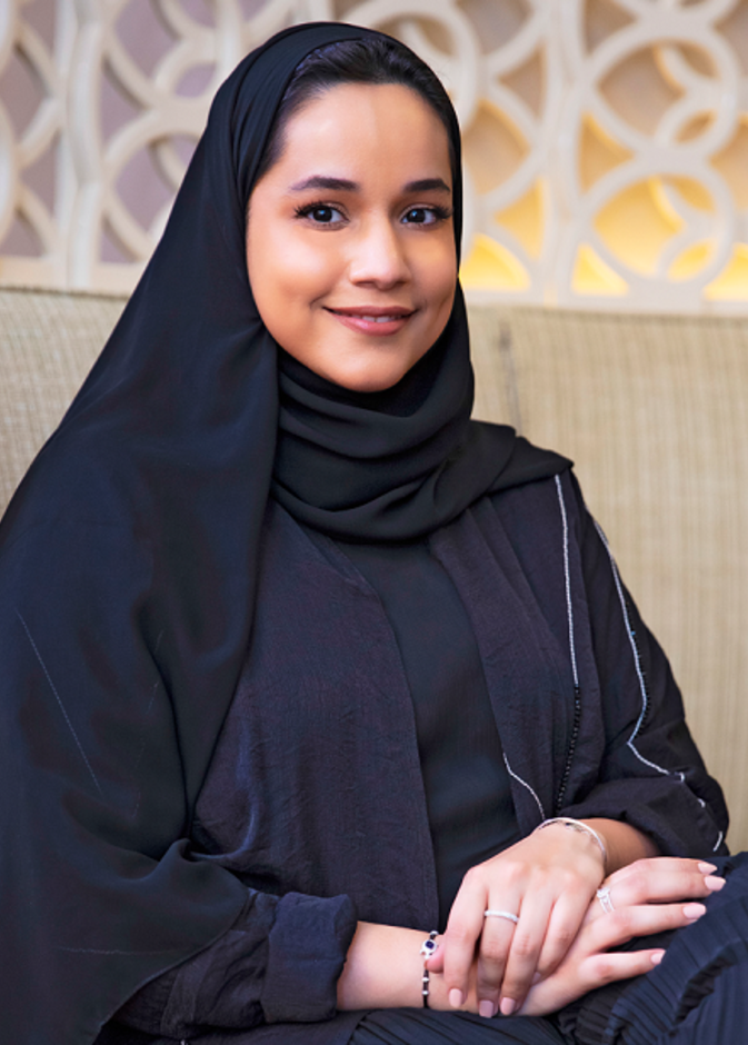 الإماراتية ريما المهيري: إعادة التفكير في التصاميم التقليدية فتحت لنا فرصا كبيرة للإبداع