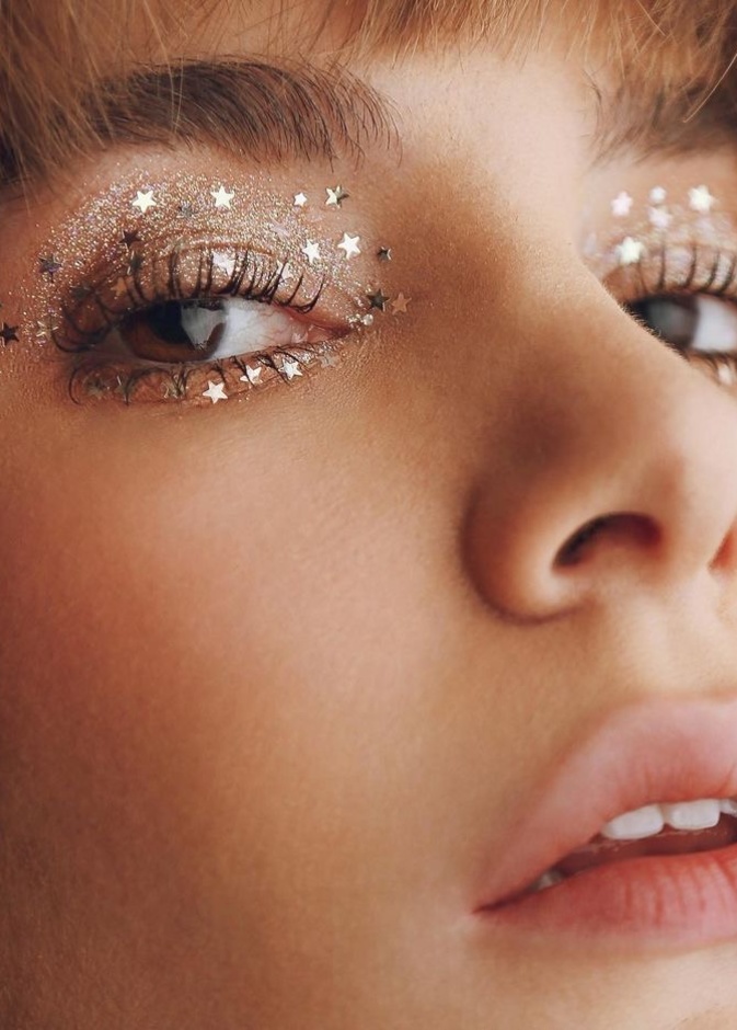 مكياج براق لمناسبات الشتاء