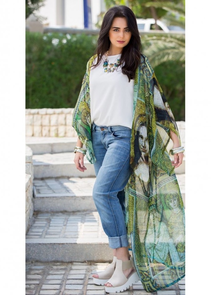  طرق تنسيق البنطلون الجينز بأسلوب حيوي على طريقة هبه مجدي