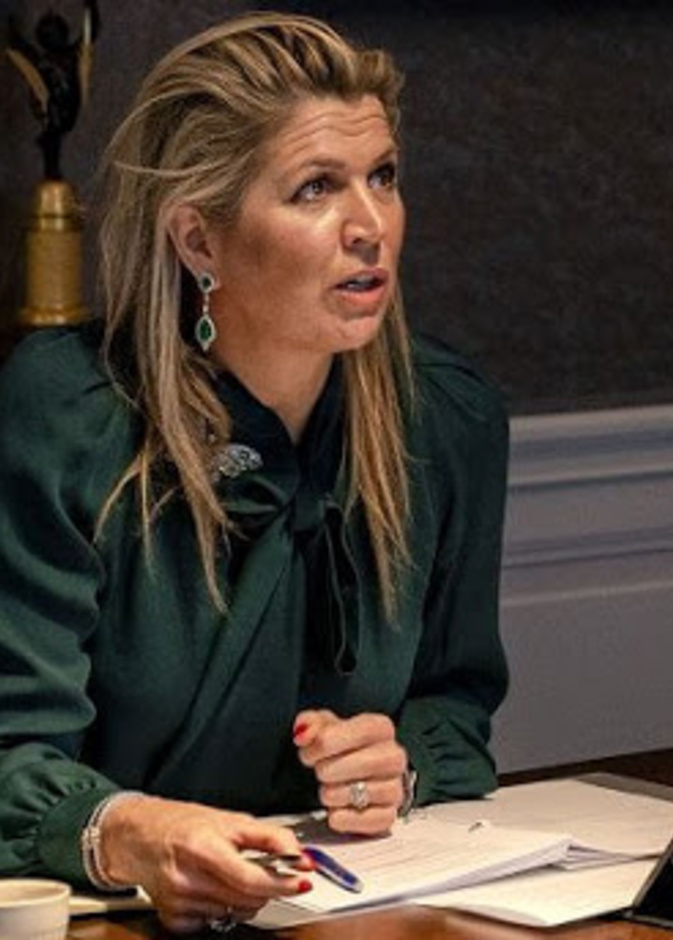 الملكة ماكسيما في مقابلة عن بعد مع رئيس وزراء إيطاليا