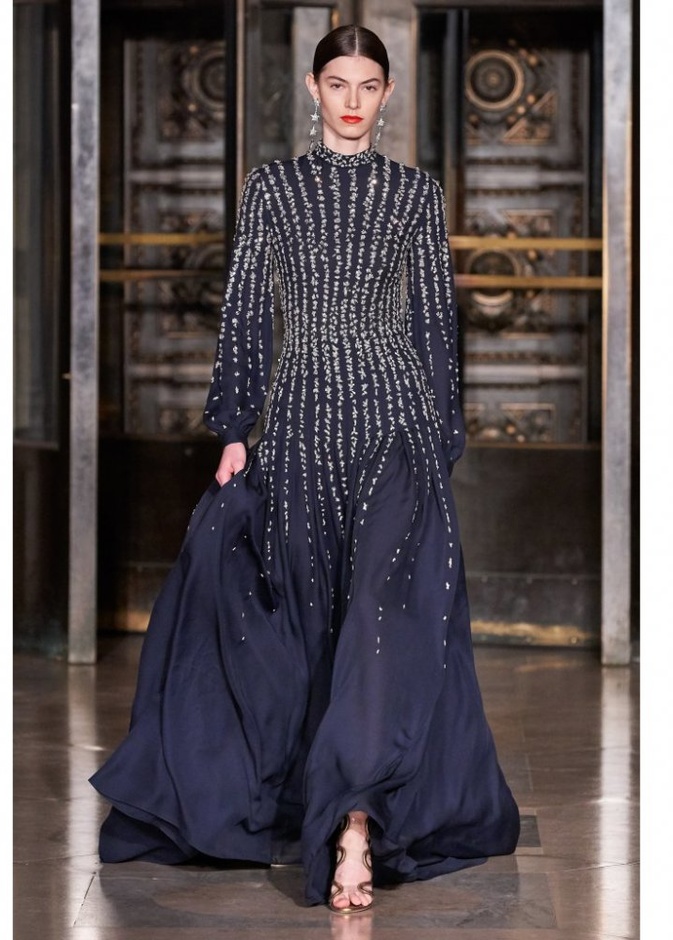  فستان سهرة من Oscar de la Renta