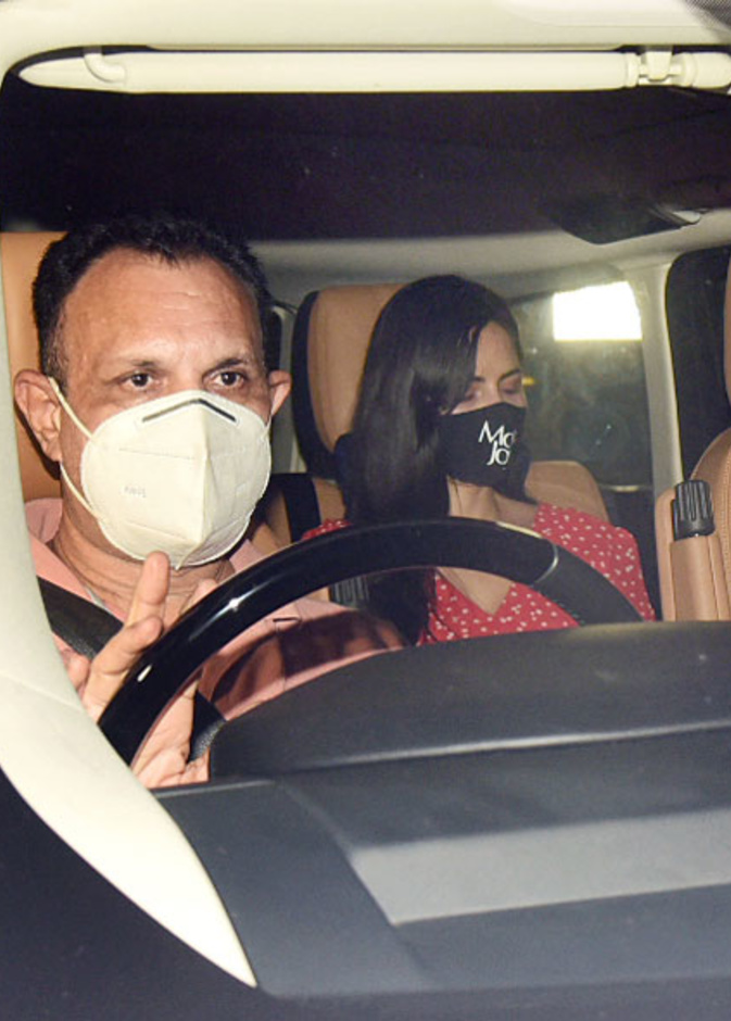 من بينهم كاترينا كيف.... مشاهير ونجوم بوليوود في أحدث حفلات كاران جوهر