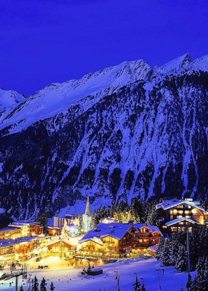 كورشوفيل من أجمل وجهات سياحية رومانسية للشتاء بواسطة Manosainz