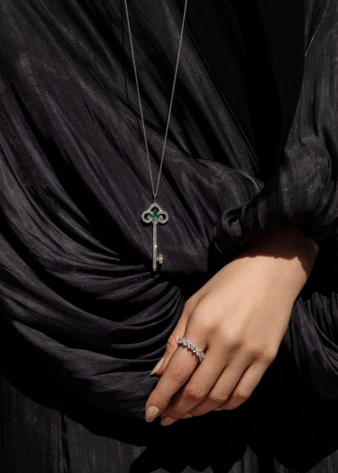 تيفاني أند كو تطلق إصداراً حصرياً بمناسبة اليوم الوطني الإماراتي