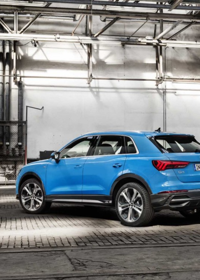 أودي تعلن عن نسخة SUV Q3 المميزة موديل 2021