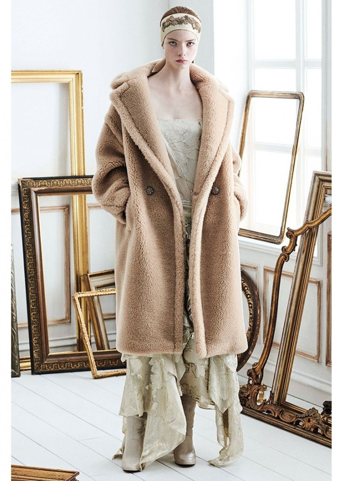  معاطف فضفاضة وموحدة اللون من الفرو بتوقيع Max Mara