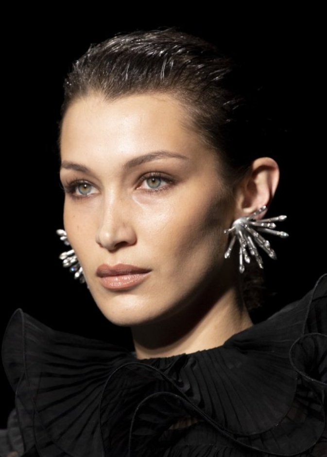  طريقة عمل مكياج نهاري لحمي من Alberta Ferretti