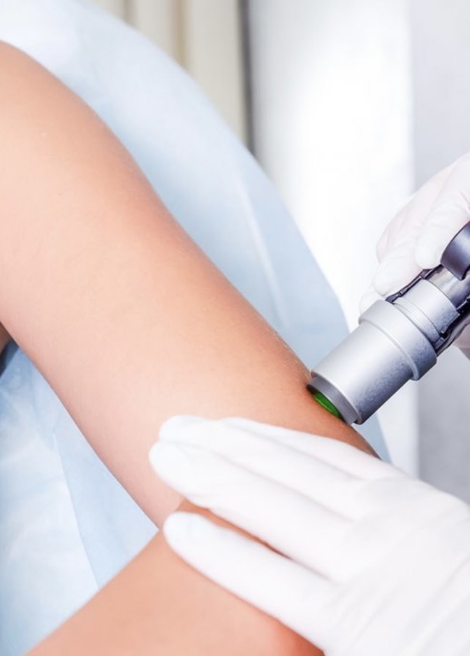 مضاعفات عملية نحت الجسم بالليزر قليلة جداً