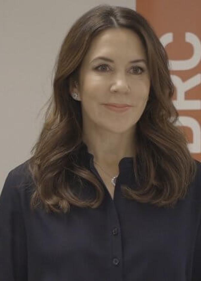 الأميرة ماري بإطلالة شتوية أنيقة