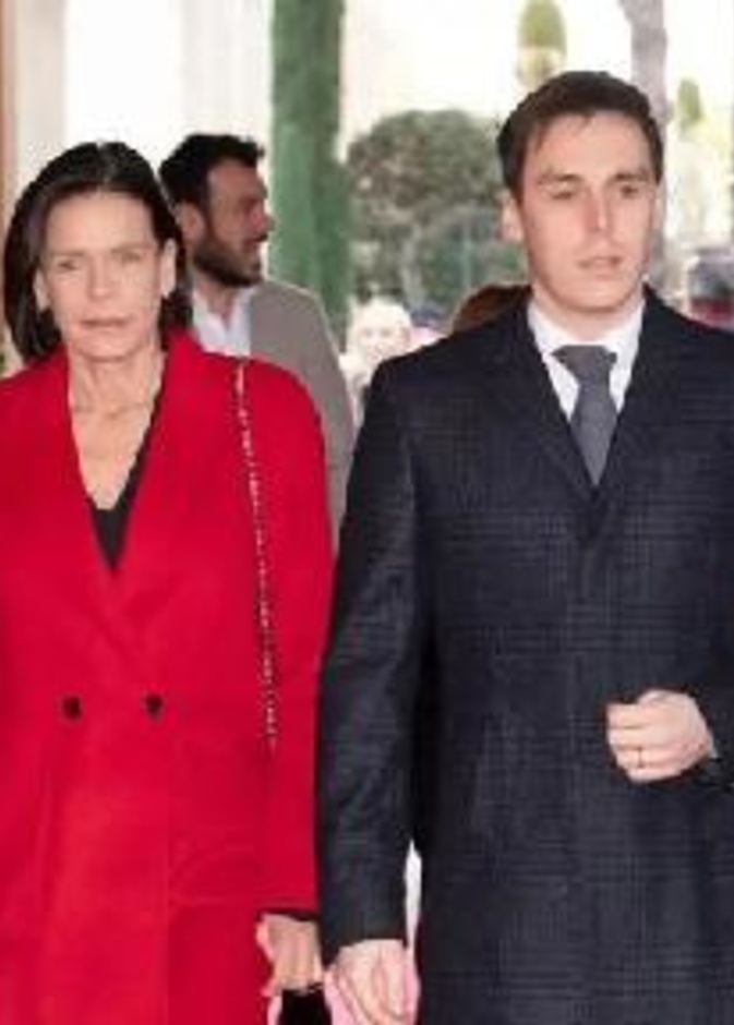 تقليد الأميرة ستيفاني وأبنائها