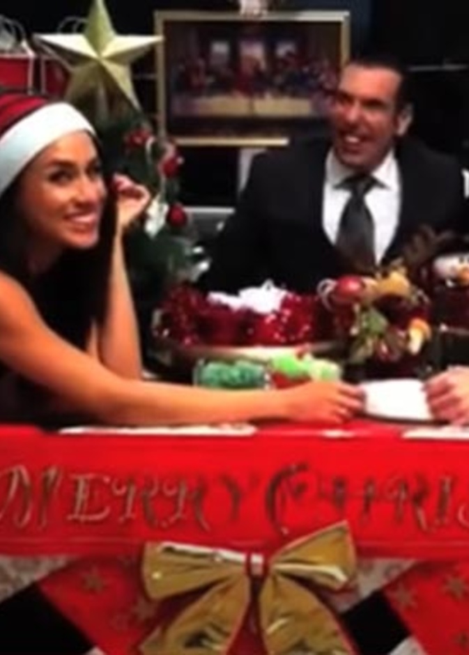 فيديو نادر يظهر غناء ميغان ماركل بصحبة هيو جاكمان وأوليفيا نيوتن جون