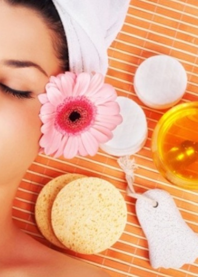 خلطات طبيعية من العسل لترطيب بشرة الحامل في الشتاء