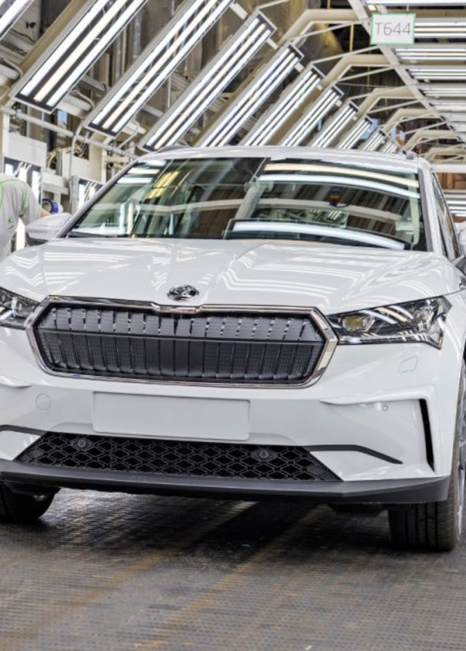 أنظمة أمان وكاميرات في سيارة سكودا الجديدة