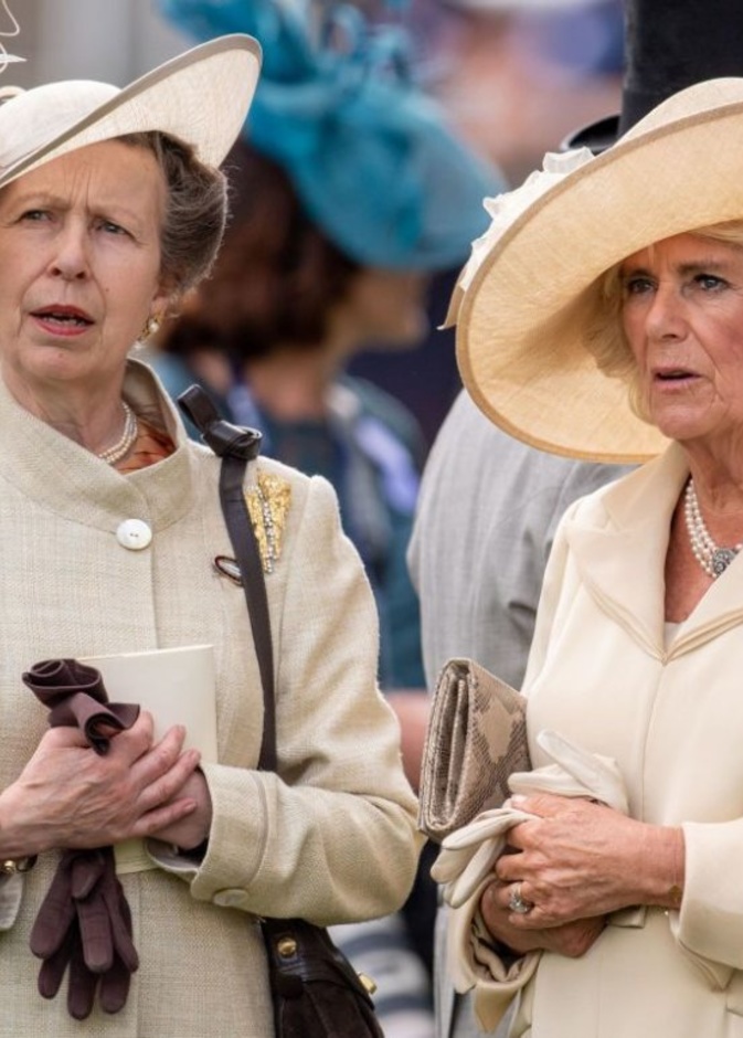 علاقة دوقة كورنوال والأميرة آن كانت متوترة لسنوات لهذا السبب