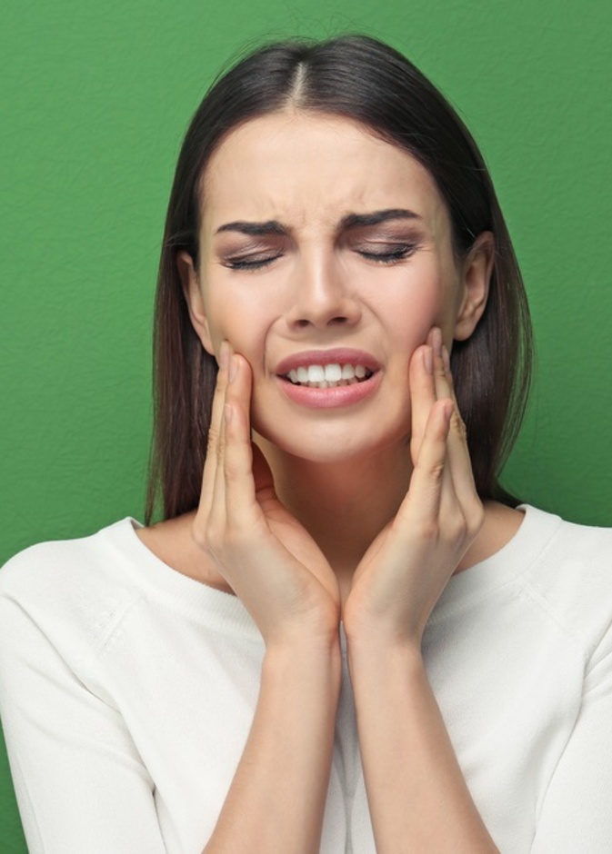  اسباب ألم الاسنان في الشتاء وعلاجه