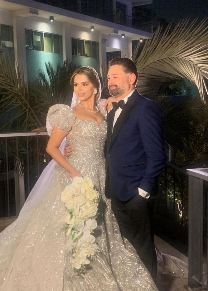  أمير شاهين وزوجته