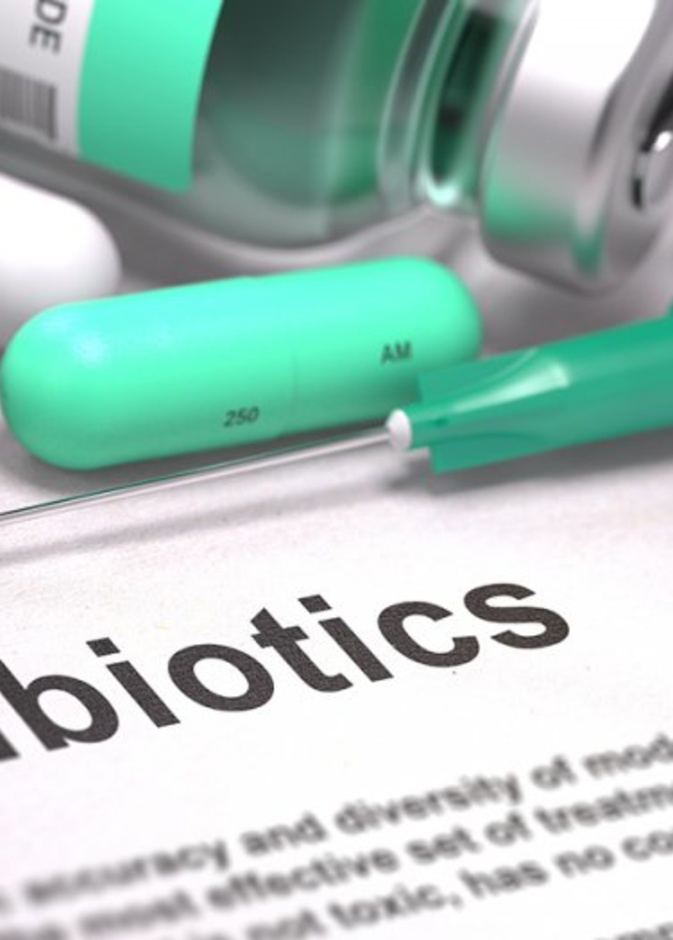 أضرار الإفراط في المضادات الحيوية