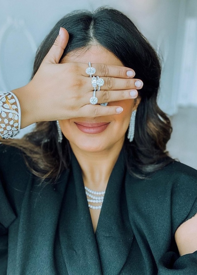 طرق تنسيق الخواتم من وحي اسماء الملا