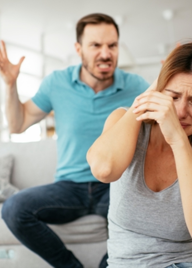 أسس التعامل الصحيح مع الزوج العدواني