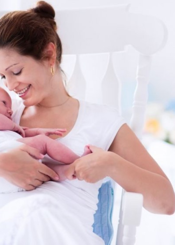 فوائد الفراولة للأم المرضعة