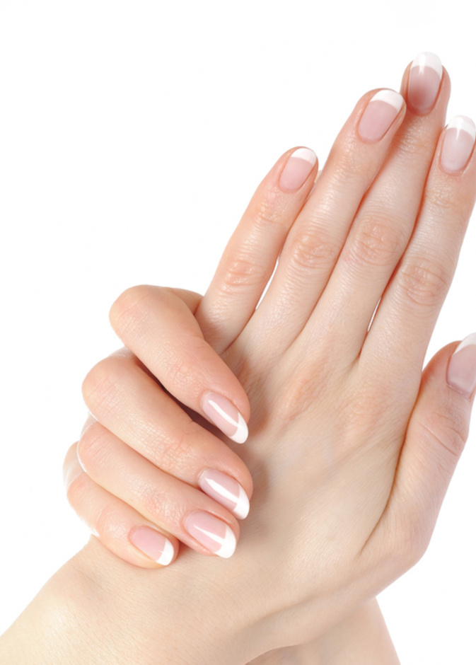 طريقة علاج تكسر الاظافر