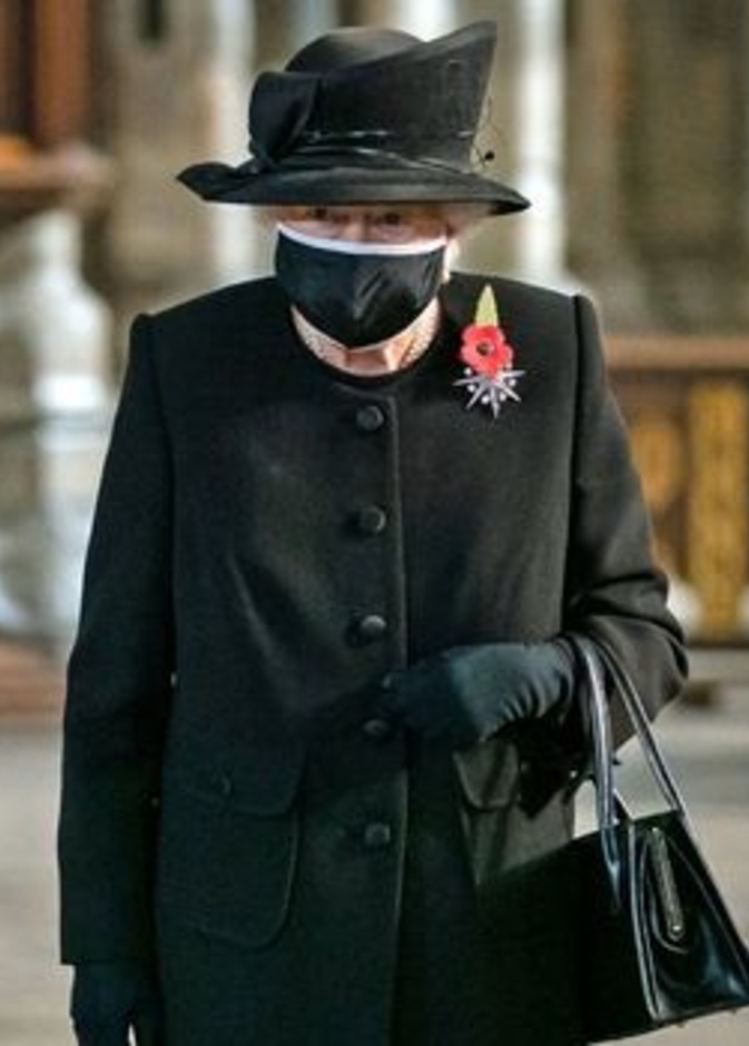 ملكة بريطانيا الأكثر حصولا على إعجابات الإنستغرام من بين أفراد أسرتها