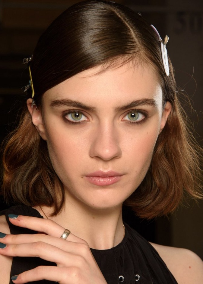  أجمل ألوان المناكير الباردة لهذا الموسم