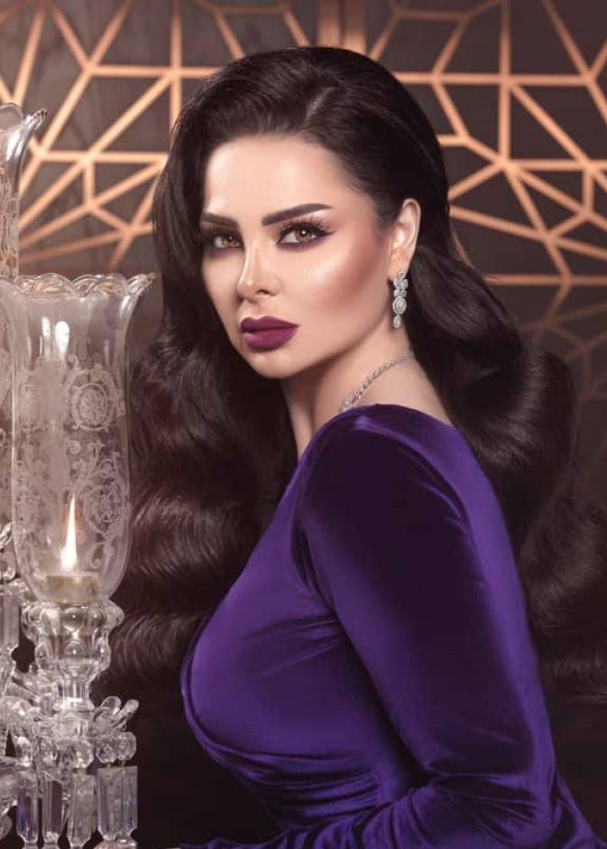 ديانا كرزون 2021 بمكياج بنفسجي
