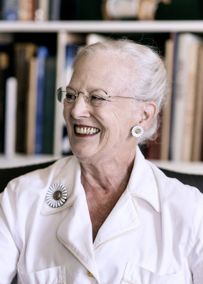 من الدنمارك إلى البحرين.. من هم أفراد العائلات الملكية اللذين تلقوا اللقاح ضد ‏الكورونا؟ ‏