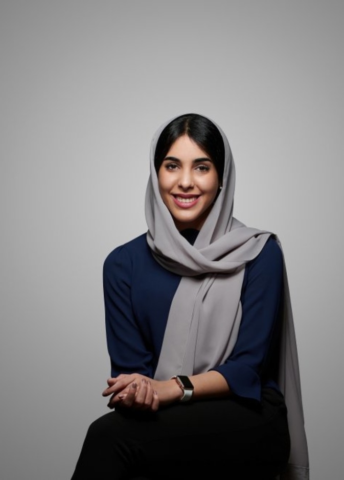 الباحثة السعودية أسرار دمدم لـ"هي": هناك فجوة كبيرة بين عالمَي البحث العلمي وريادة الأعمال