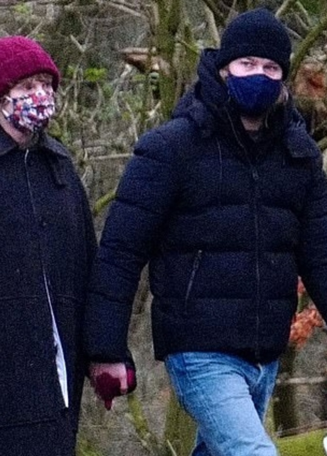 تايلور سويفت و جو ألوين