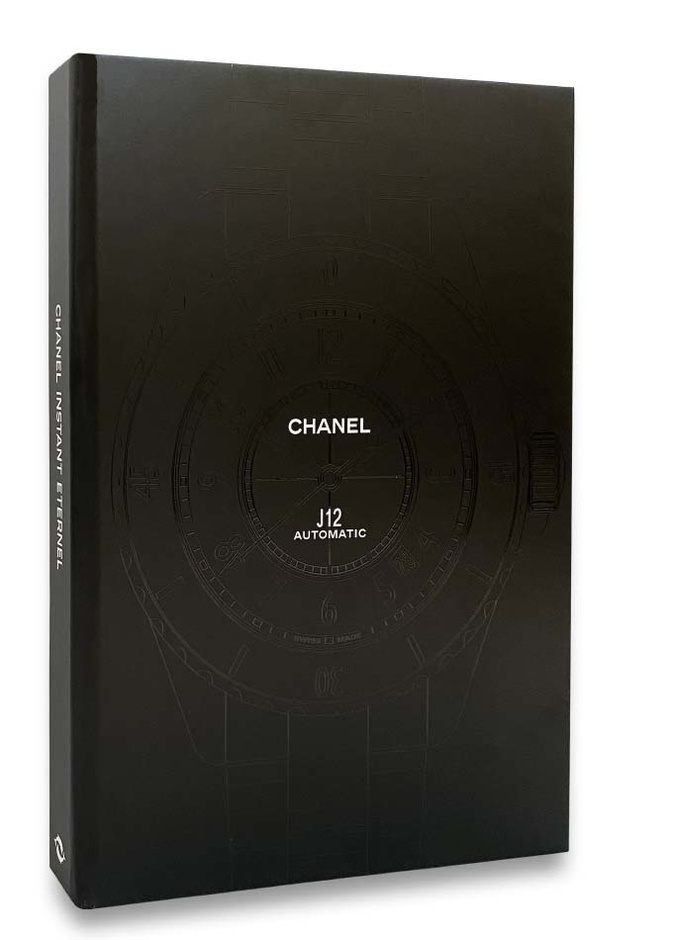 كتاب Chanel Eternal Instant