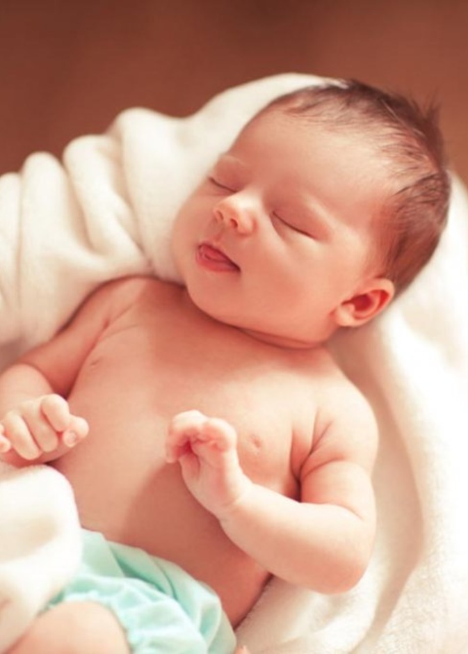 مستلزمات المولود ونصائح لإختيارها