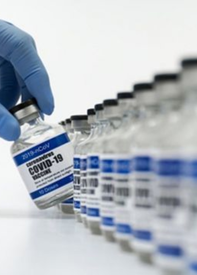 توزيع جرعات لقاح كوفيد-19