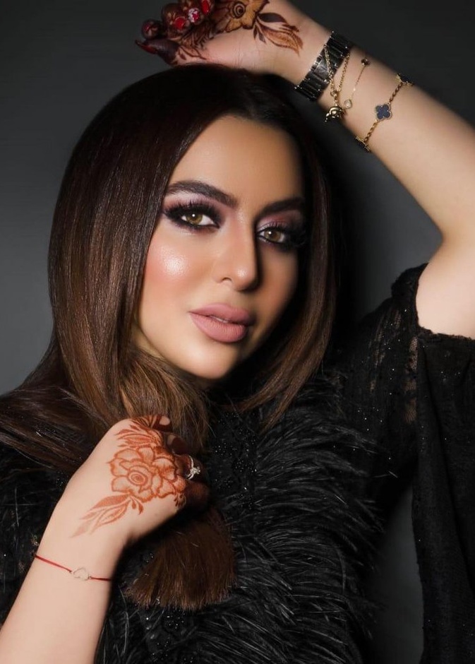 الفنانة الإماراتية أريام